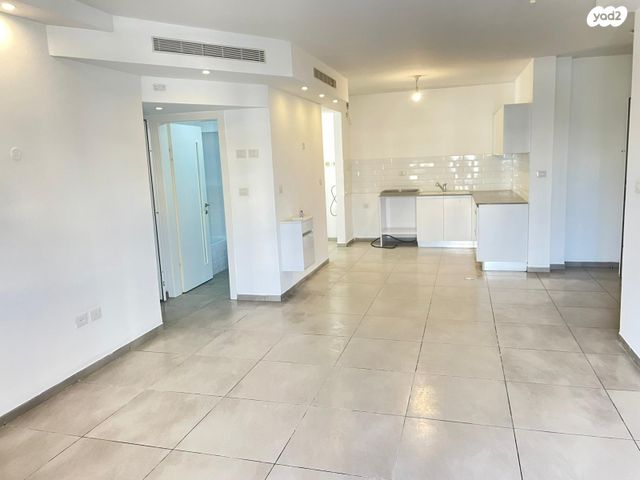 דירה, טורקיז 33, אבני חן, חריש