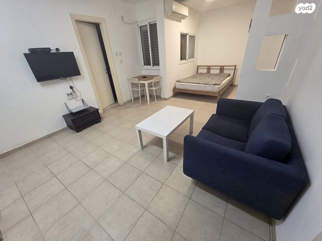 דירה, כורש, עפולה