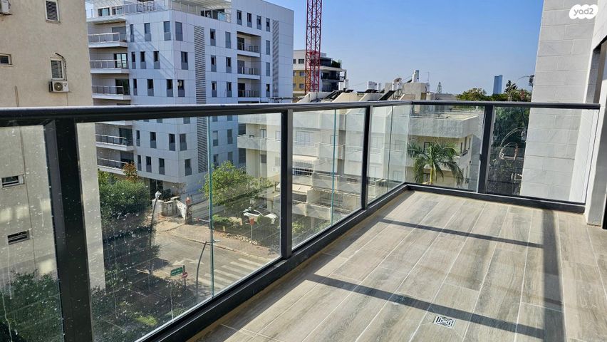 דירה, הדר, רמת השרון