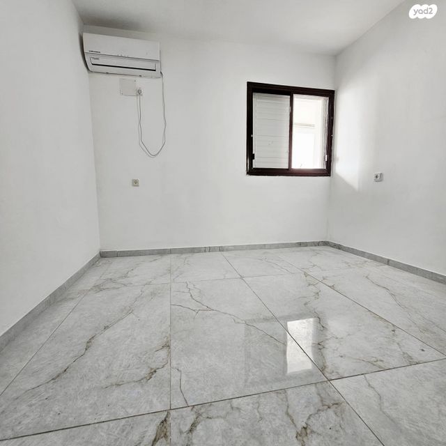 גג/ פנטהאוז, יהודה הלוי 8, רובע ה', אשדוד