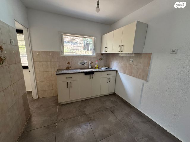 דירה, לוי אשכול, רעננה