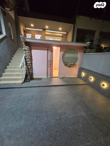 דירת גן, דוד אלעזר, פאר, טבריה