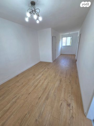 דירה, שבטי ישראל 28, קרית חיים מזרחית, חיפה