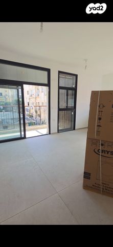 דירה, נחלת בנימין 7, לב תל אביב, לב העיר צפון, תל אביב יפו