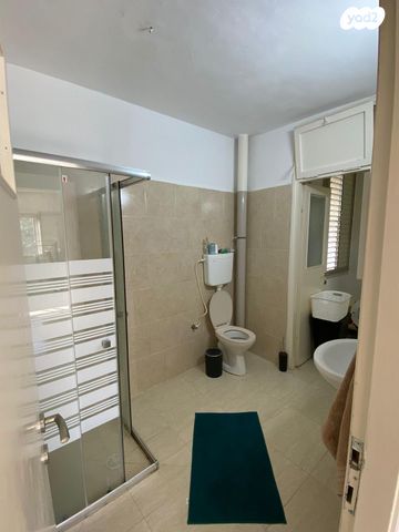 דירה, בן גוריון, קרית אתא