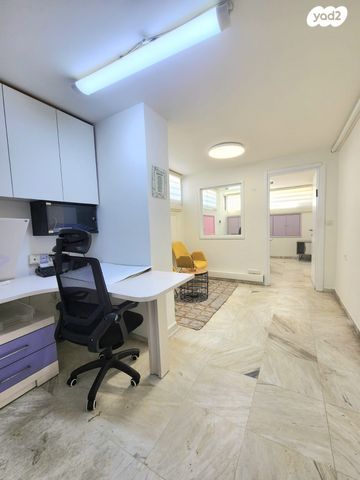 משרדים, כפר סבא