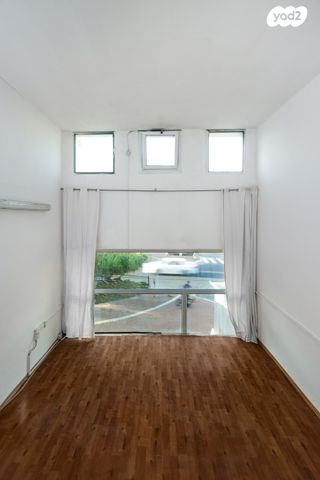 חנויות/ שטח מסחרי, דרך לב השרון, צורן, קדימה צורן