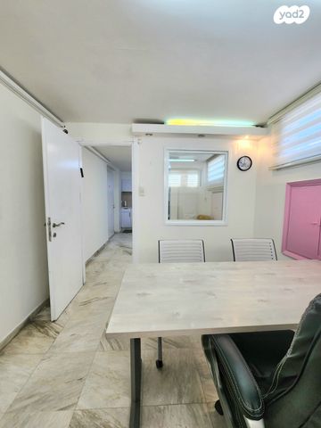 משרדים, כפר סבא