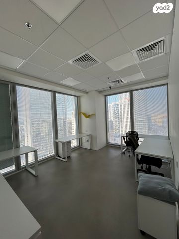 משרדים, דרך זאב ז'בוטינסקי 2, שכונת הראשונים, רמת גן