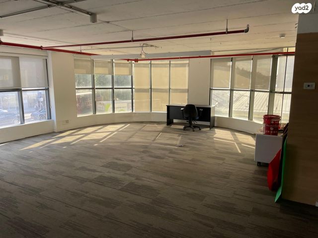 משרדים, אזור תעשייה קרית אתגרים, רעננה