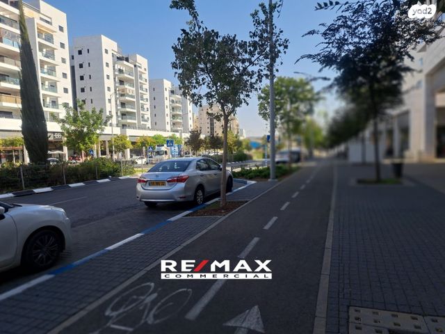 חנויות/ שטח מסחרי, חריש