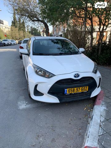 מודעת רכב טויוטה יאריס