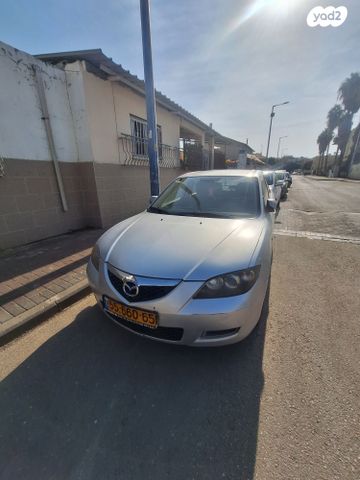 מודעת רכב מאזדה 3