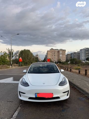 טסלה מודל 3
