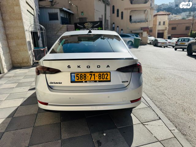 סקודה אוקטביה