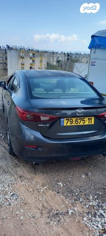 מאזדה 3