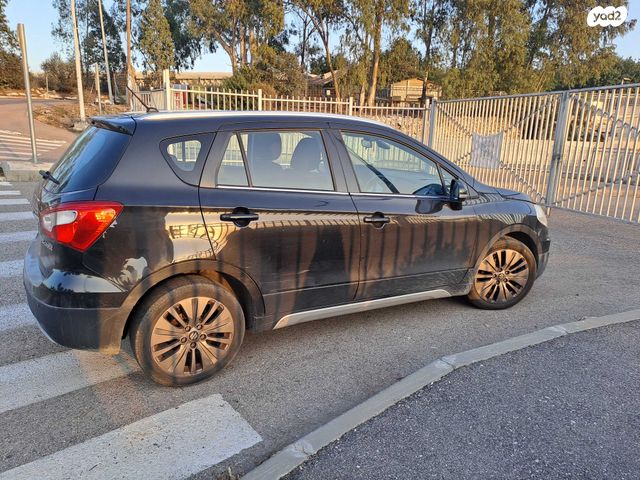 סוזוקי קרוסאובר