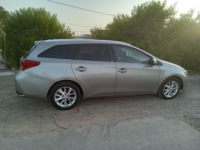 טויוטה אוריס