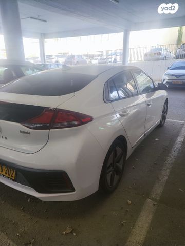 יונדאי איוניק