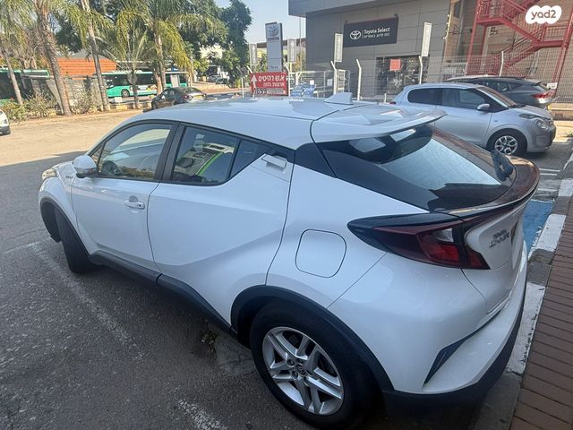 טויוטה C-HR
