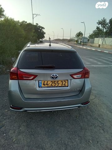 מודעת רכב טויוטה אוריס