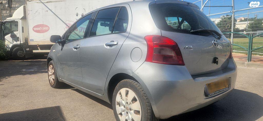 מודעת רכב טויוטה יאריס