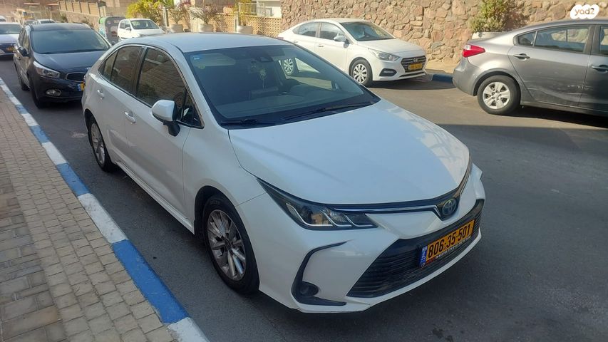 מודעת רכב טויוטה קורולה