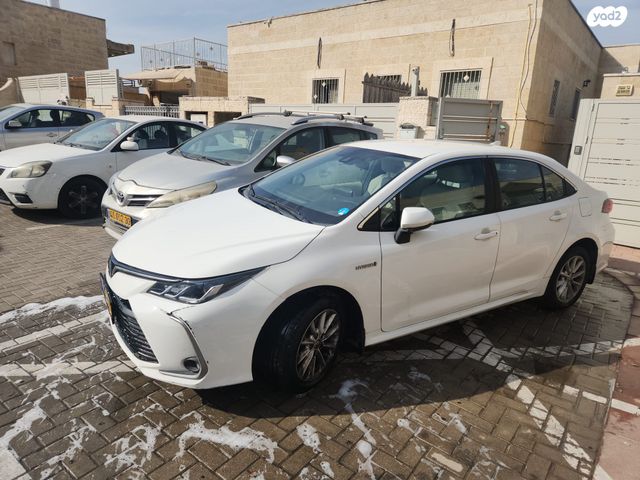 טויוטה קורולה