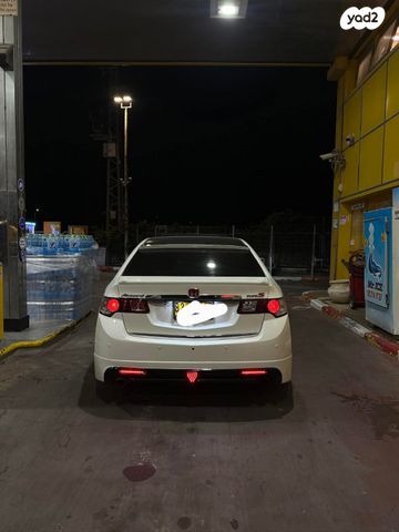 מודעת רכב הונדה אקורד