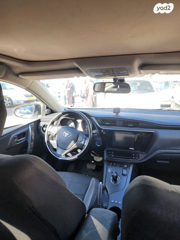 מודעת רכב טויוטה אוריס