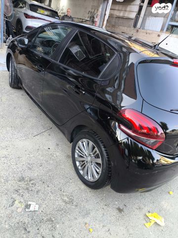 מודעת רכב פיג'ו 208