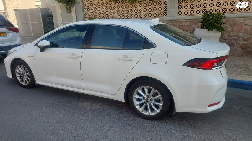 טויוטה קורולה