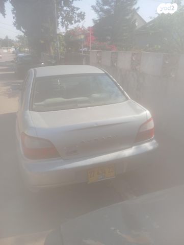 אימפרזה LX אוט׳ סדאן 4 דל 1.6 (95 כ״ס) [2000-2004]