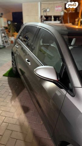 פולקסווגן גולף