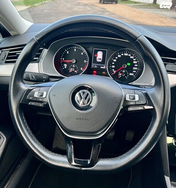 פולקסווגן פאסאט