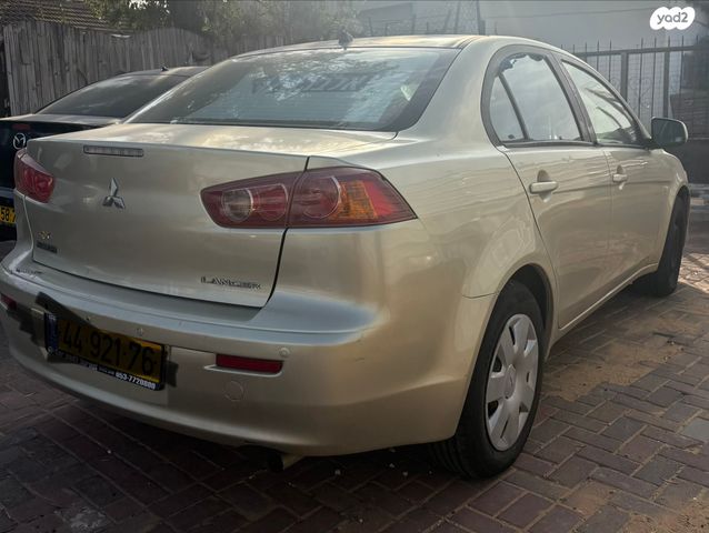 מיצובישי לנסר