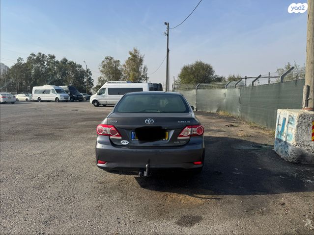 טויוטה קורולה