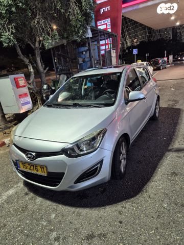 מודעת רכב יונדאי i20