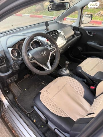 מודעת רכב הונדה ג'אז 