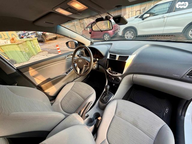 יונדאי אקסנט i25