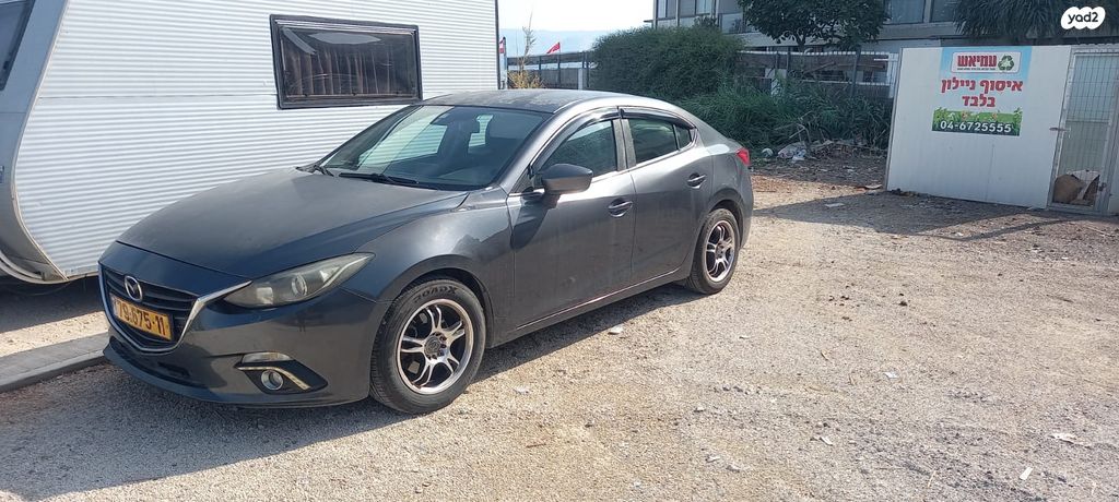 מאזדה 3