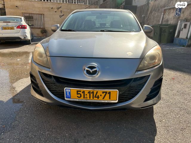 מאזדה 3