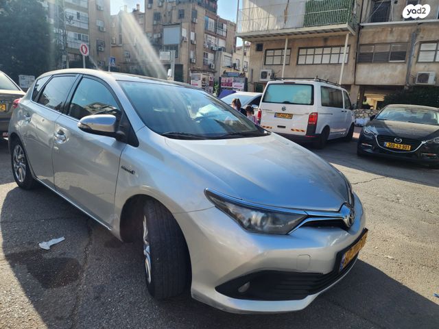 טויוטה אוריס