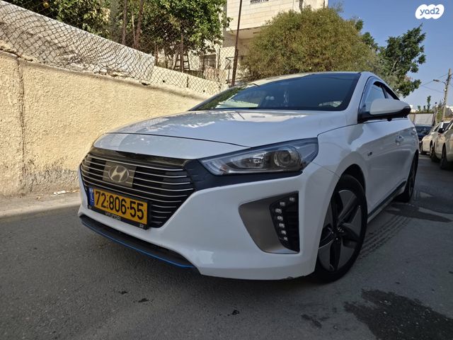 יונדאי איוניק