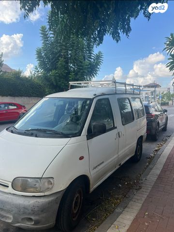 לארגו 4X2 ידני קומבי 8 מק 6 דל 2.3 (75 כ״ס)