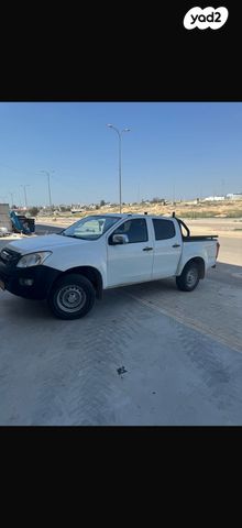 איסוזו די-מקס