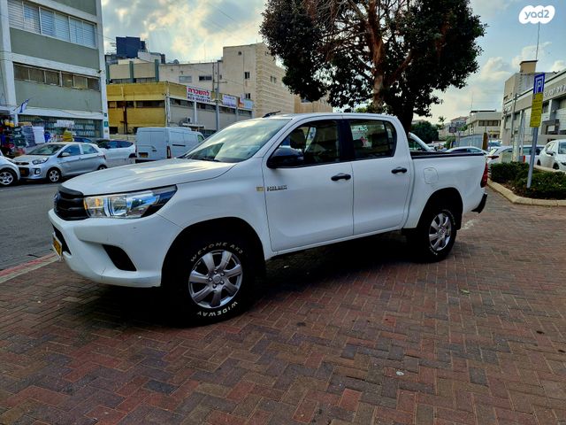 טויוטה היילקס