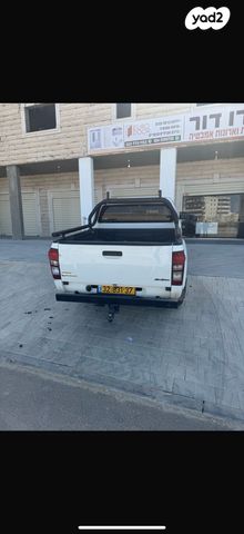 איסוזו די-מקס