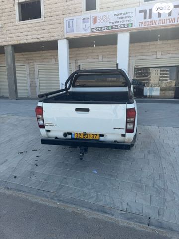 מודעת רכב איסוזו די-מקס