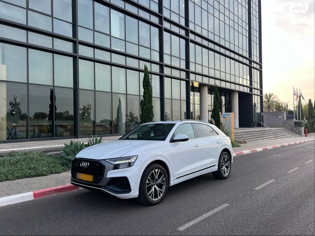 מודעת רכב אאודי Q8